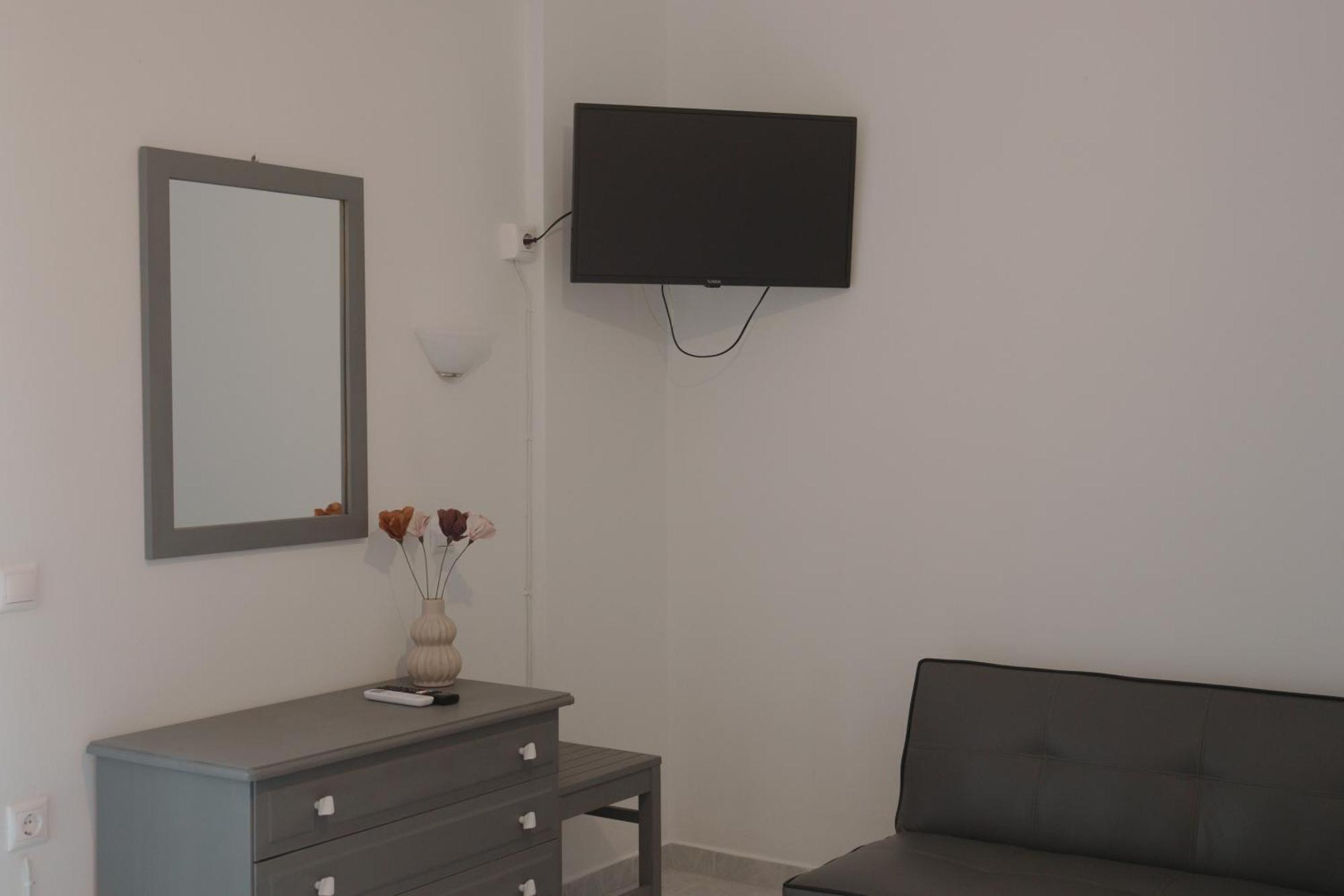 Kondilw Rooms Kalamitsi  Bagian luar foto