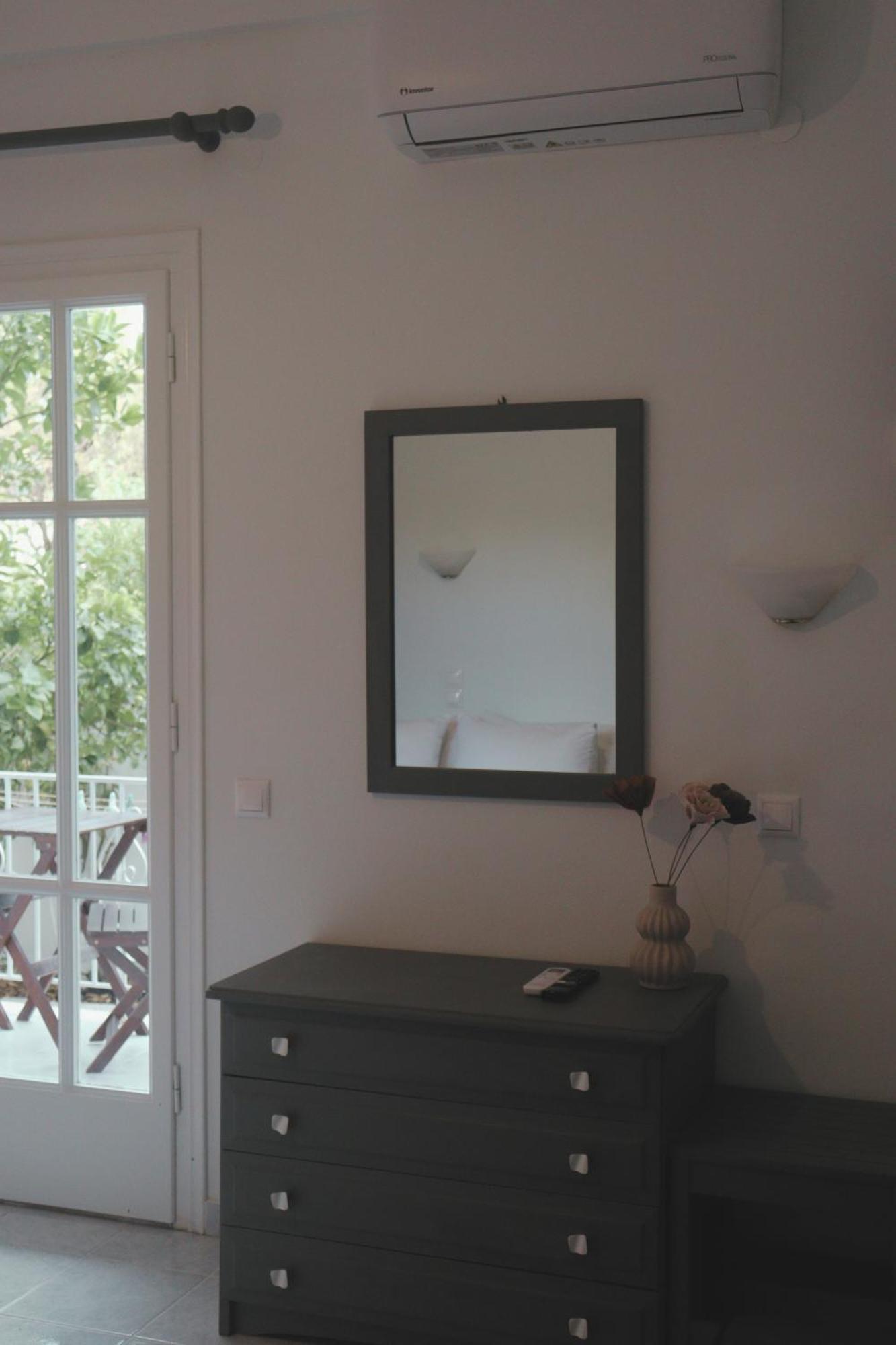 Kondilw Rooms Kalamitsi  Bagian luar foto