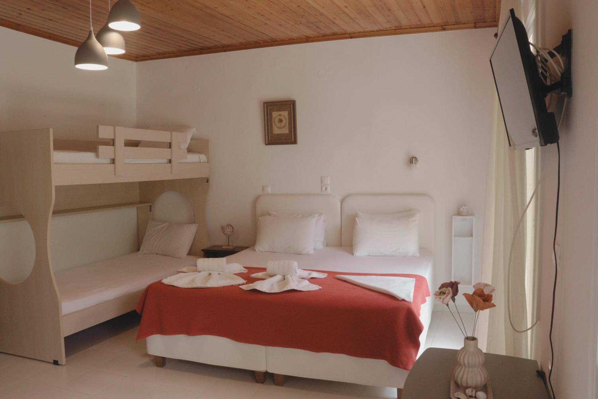 Kondilw Rooms Kalamitsi  Bagian luar foto